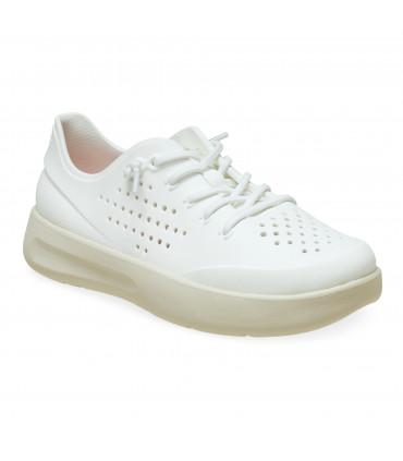 Кроссовки Crocs 210832-100